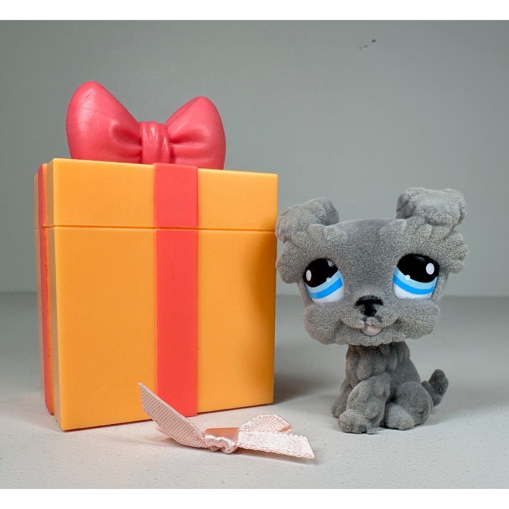 Littlest Pet Shop LPS 1006 Happiest Special Edition Pet Fuzzy‎ Puppy Dog